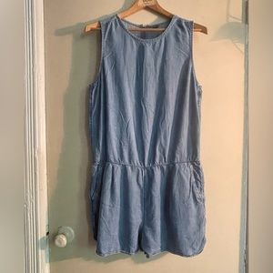 Gap denim romper with pockets size L